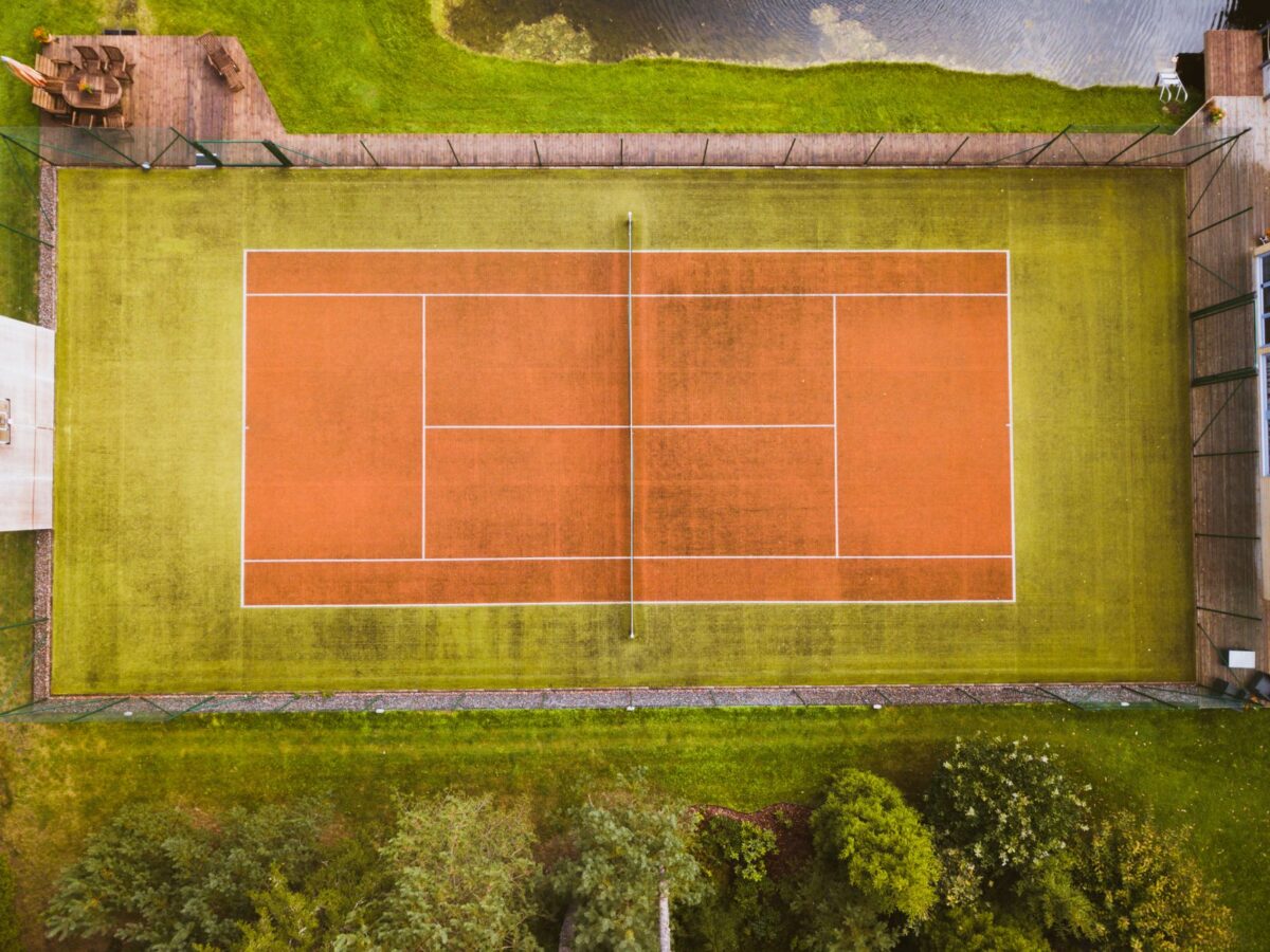 Court de tennis sur gazon